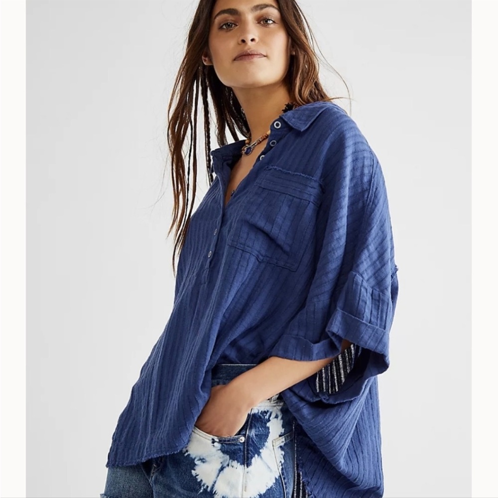 We The Free Ava Oversized Button Front Collared Short Sleeve Top Shaded Lake XS